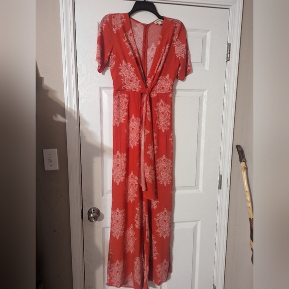 Fashion on Earth Pants - Fashion on Earth Romper Size small